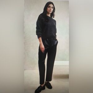 Banana Republic Womens Slim Vegan Leather Jogger | Black Size Medium